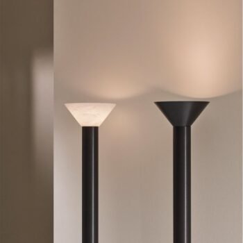 Lampadaire design intérieur en métal avec abat‑jour conique – Hauteur 175 cm